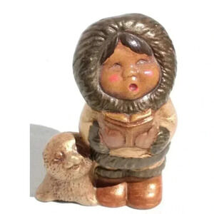 Vintage Eskimo W/ Seal Figurine Statue Sculpture East West High Anchorage AK